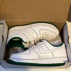 Air Force 1 Pine green size 9.5